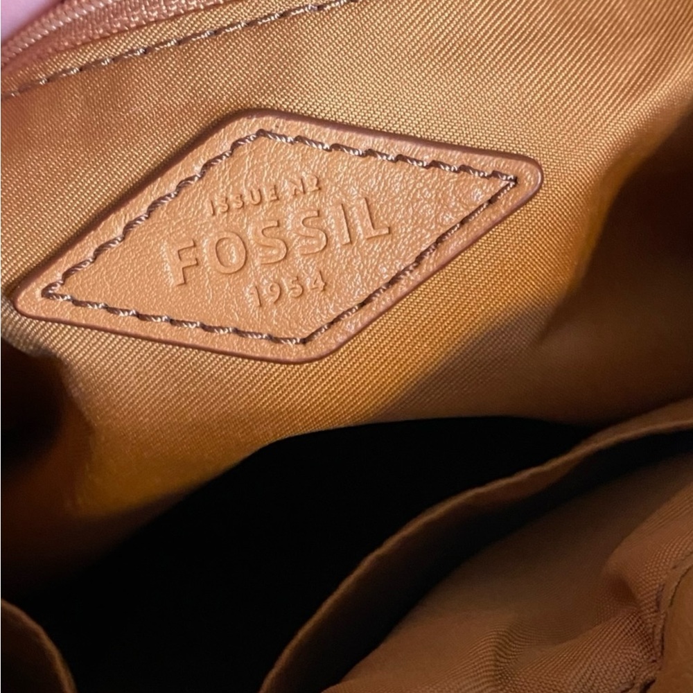 Fossil Tan and Pink Geometric Shoulder Bags - Picture 9 of 11